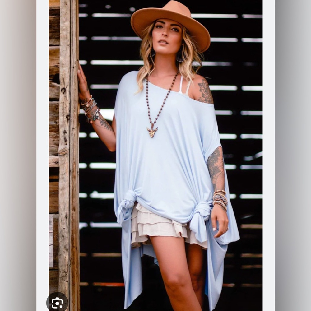 Three birds nest tunic dress. Blue one size fits all tunic.